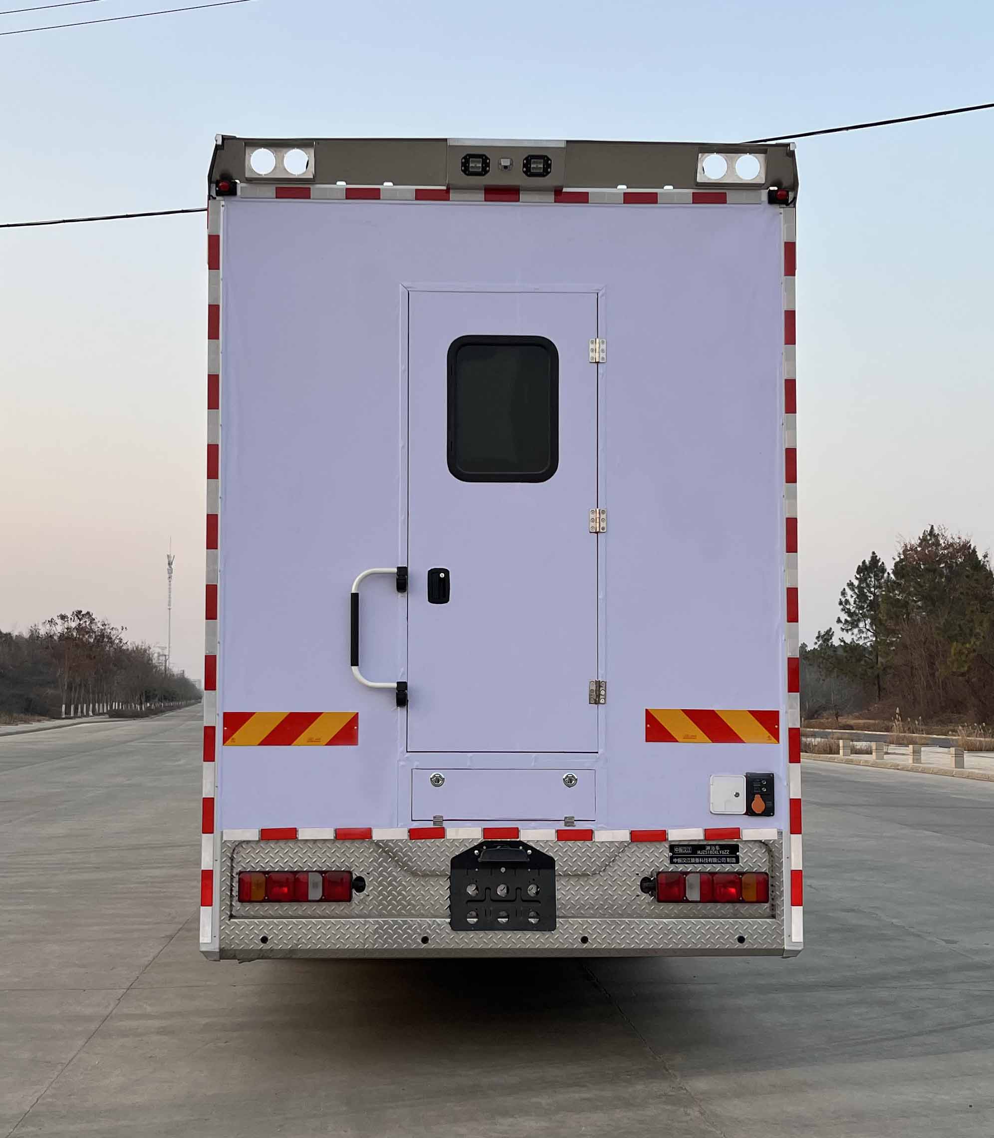 中振漢江牌HJZ5180XLY6ZZ淋浴車(chē)公告圖片