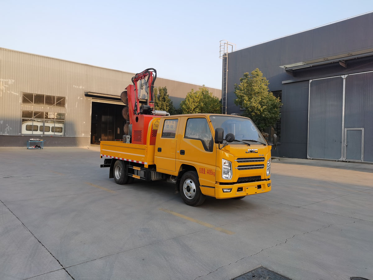 華通牌HCQ5041TYHJX6CS綠化綜合養(yǎng)護(hù)車公告圖片