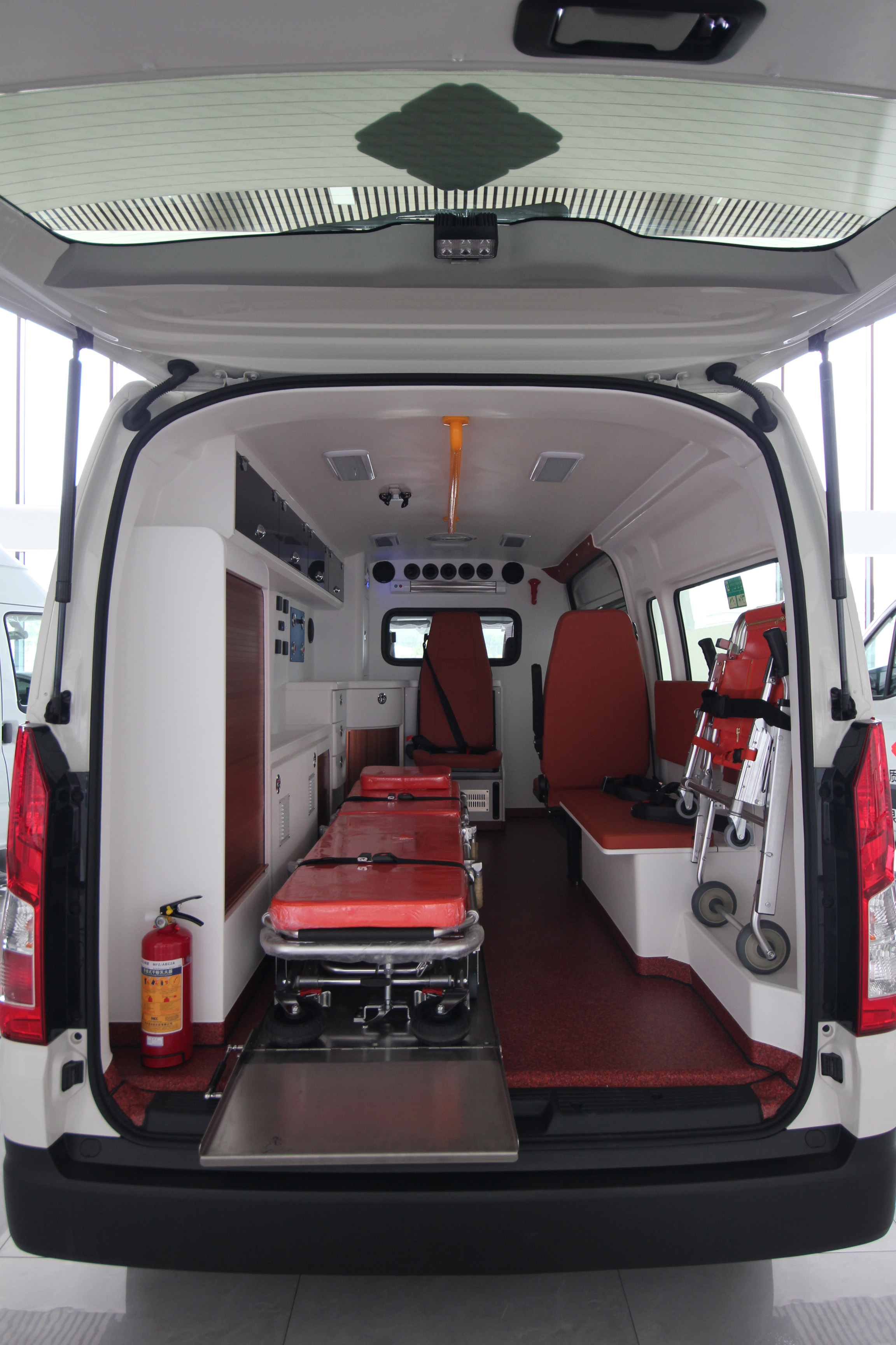 來納牌GDL5048XJH救護車公告圖片