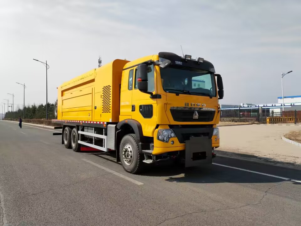 布拉德牌BLD5254TCXZZ6除雪車