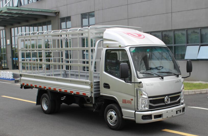 東風(fēng)牌EQ5032CCY60Q6HAC倉柵式運(yùn)輸車公告圖片