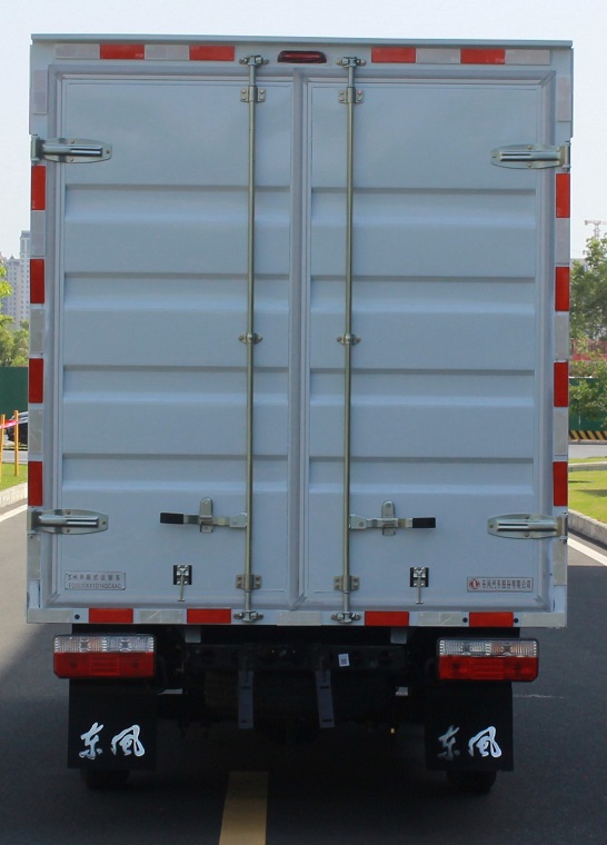 東風(fēng)牌EQ5031XXYD16QCAAC廂式運(yùn)輸車公告圖片