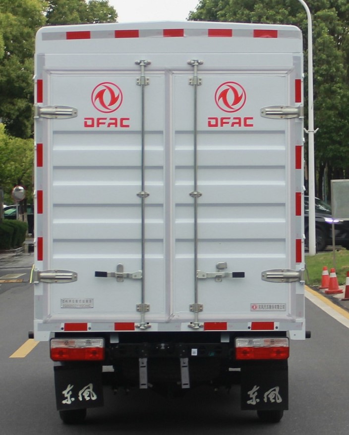 東風(fēng)牌EQ5032CCY16QCAAC倉(cāng)柵式運(yùn)輸車公告圖片