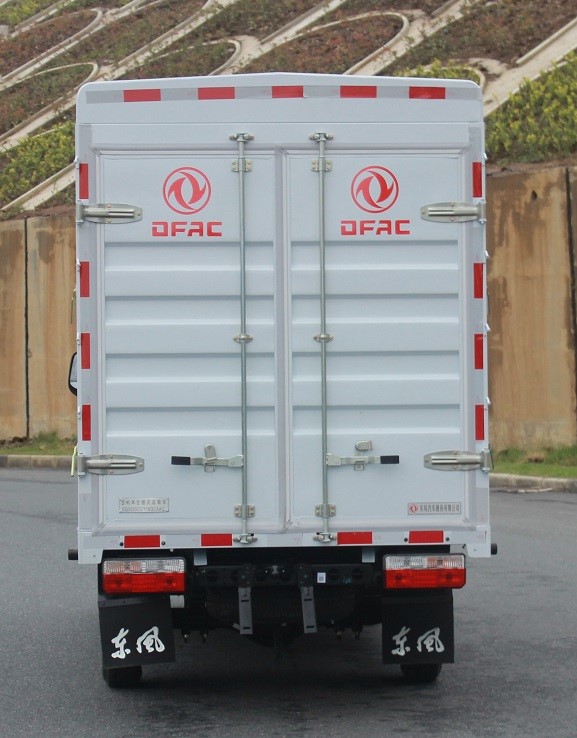 東風牌EQ5020CCY16QCAAC倉柵式運輸車公告圖片