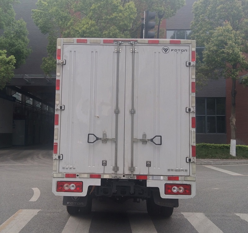 福田牌BJ5031XXY3AV6-AB3廂式運(yùn)輸車公告圖片