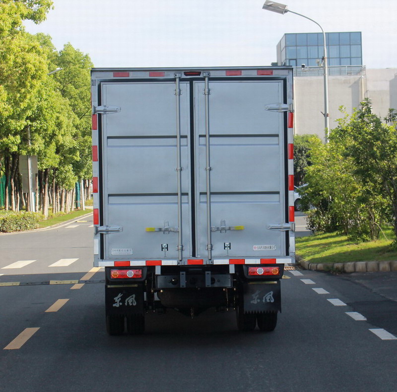 東風(fēng)牌EQ5032XXY60Q7GAC廂式運(yùn)輸車公告圖片