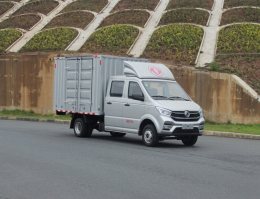 东风牌EQ5031XXYD60Q7GAC厢式运输车