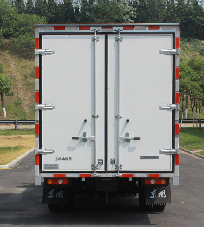 東風(fēng)牌EQ5032XXYD60Q4CAC廂式運(yùn)輸車公告圖片