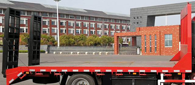 豪沃牌ZZ5127TPBK3815F1平板運輸車公告圖片