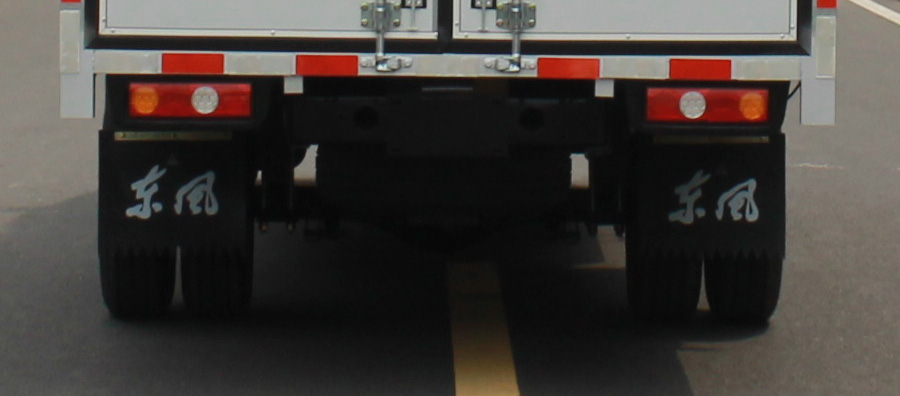 東風牌EQ5034XXYD60Q7FAC廂式運輸車公告圖片
