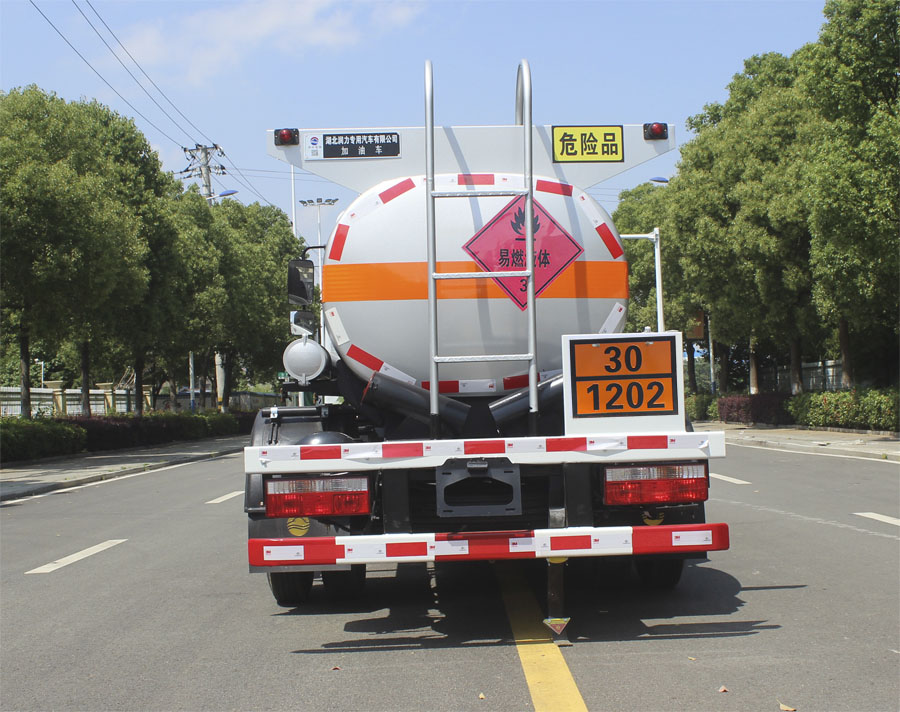 潤(rùn)知星牌SCS5041GJYEQ6加油車(chē)公告圖片