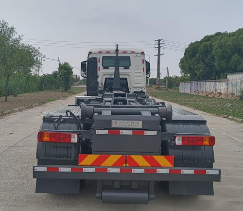 三迪牌SAD5315ZXXZZE6車(chē)廂可卸式垃圾車(chē)公告圖片