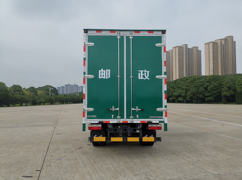 東風(fēng)牌DFA5040XYZEBEV4純電動(dòng)郵政車公告圖片
