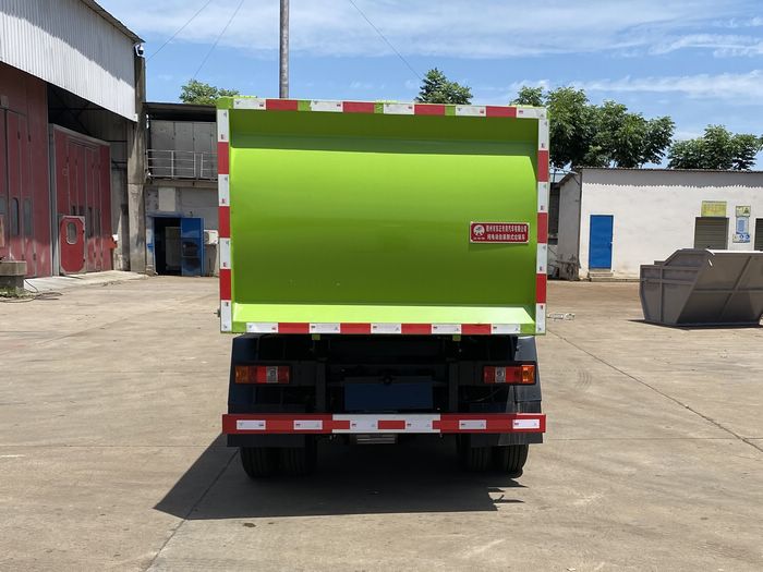 炎帝牌SZD5046ZZZHQGBEV純電動(dòng)自裝卸式垃圾車公告圖片