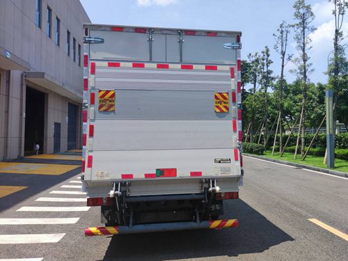 豪曼牌ZZ5048XXYG17ZBEV8純電動廂式運輸車公告圖片