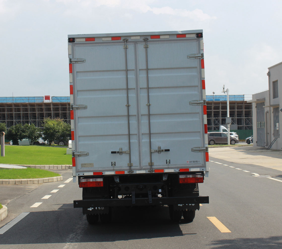 東風(fēng)牌EQ5041XXY7TDFAC廂式運(yùn)輸車公告圖片