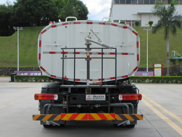 福龍馬牌FLM5180GQXFMBEV純電動(dòng)清洗車公告圖片