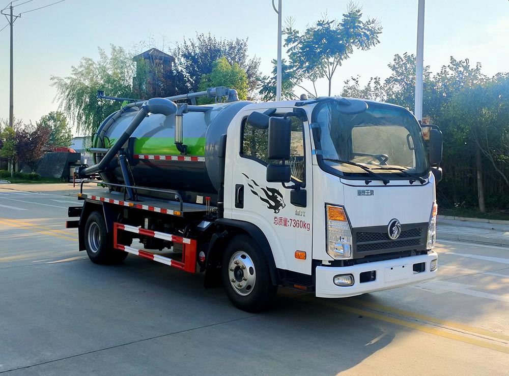 斯太隆牌HZH5070GXWCDW6吸污車