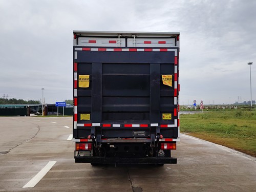 豪曼牌ZZ5048XXYG17ZBEVA純電動廂式運(yùn)輸車公告圖片