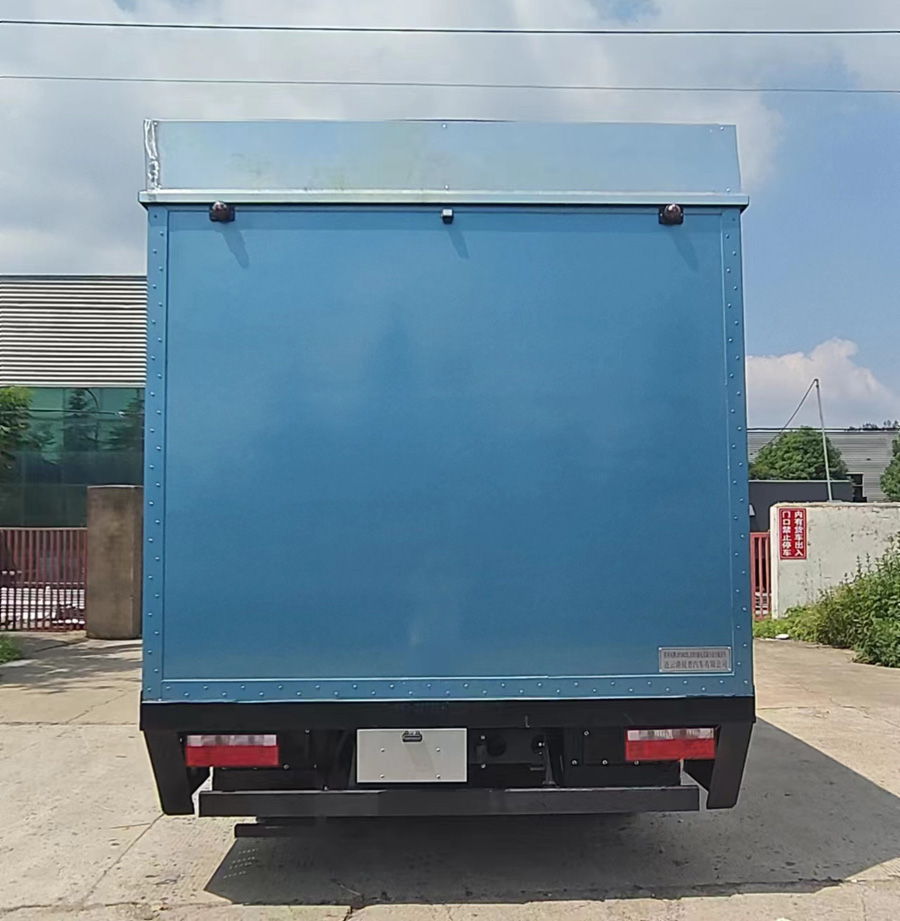 四季風(fēng)牌LRP5062XLJCHEV插電式混合動(dòng)力旅居車公告圖片