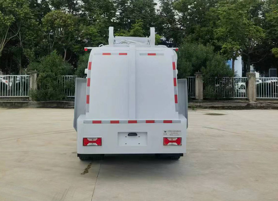 悅達(dá)牌YD5128TCASHBEV純電動(dòng)餐廚垃圾車公告圖片