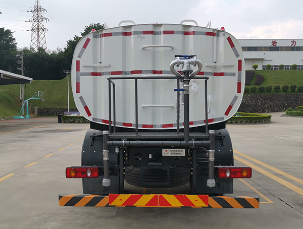 龍環(huán)牌FLM5187GPSDF6LH綠化噴灑車公告圖片