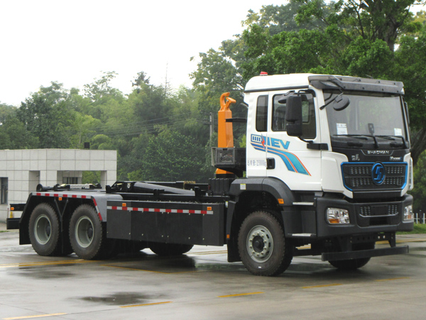 福龍馬牌FLM5250ZXXSZBEV純電動車廂可卸式垃圾車