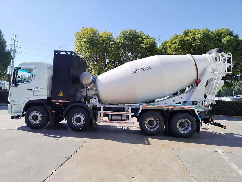 宇通牌ZKH5312GJBP6BEV7換電式純電動(dòng)混凝土攪拌運(yùn)輸車公告圖片