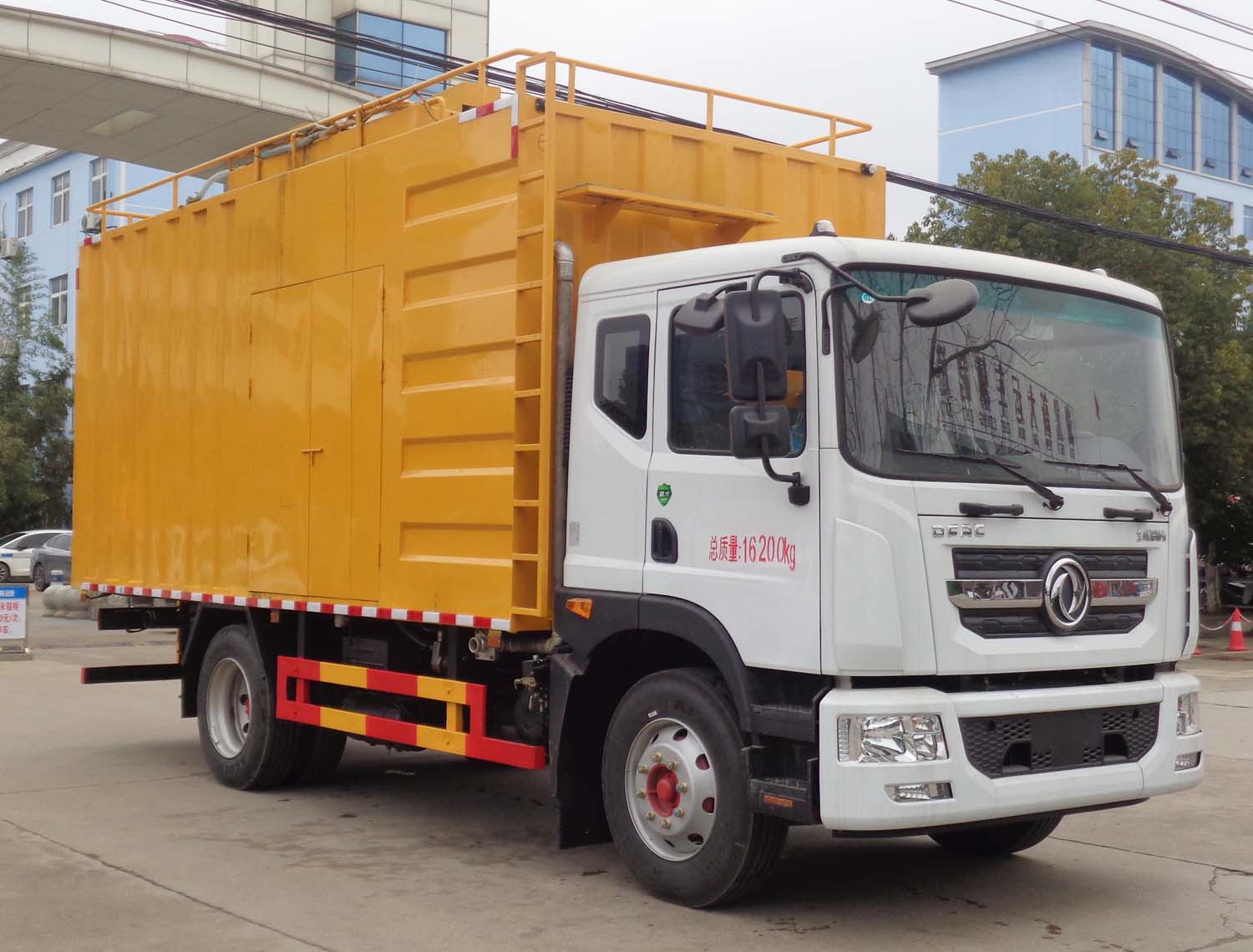 程力威牌CLW5162TWJCDP吸污凈化車