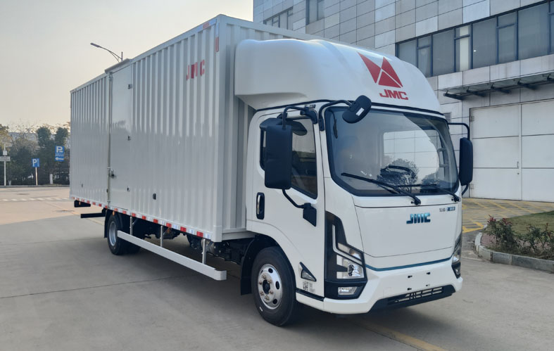 江鈴牌JX5074XXYTRB2BEV純電動(dòng)廂式運(yùn)輸車公告圖片