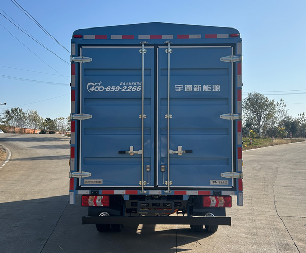 宇通牌ZKH5045CCYBEV1B純電動(dòng)倉(cāng)柵式運(yùn)輸車公告圖片