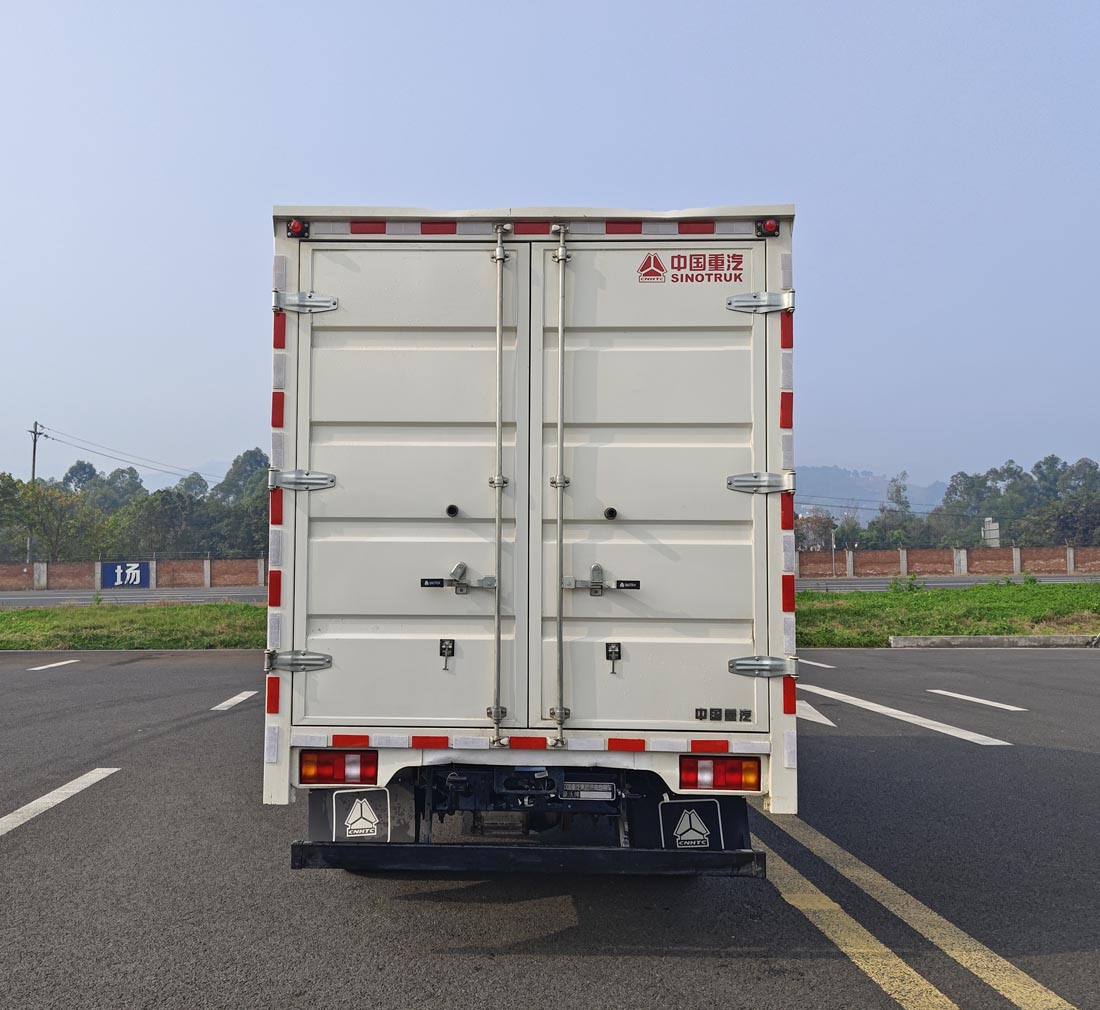 豪沃牌ZZ5047XXYH3414Z145BEV89純電動(dòng)廂式運(yùn)輸車(chē)公告圖片