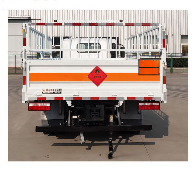 襄鑫鼎牌XDV5121TQPCA6氣瓶運輸車公告圖片