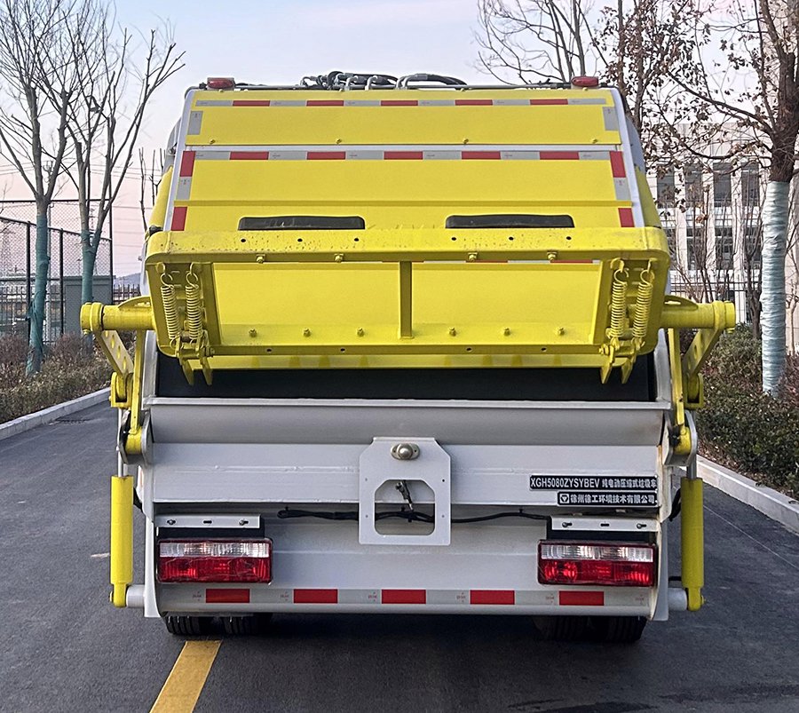 徐工牌XGH5080ZYSYBEV純電動(dòng)壓縮式垃圾車公告圖片