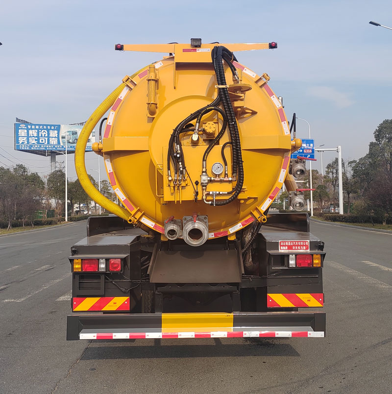 布隆牌LLL5180GQWZ6清洗吸污車公告圖片