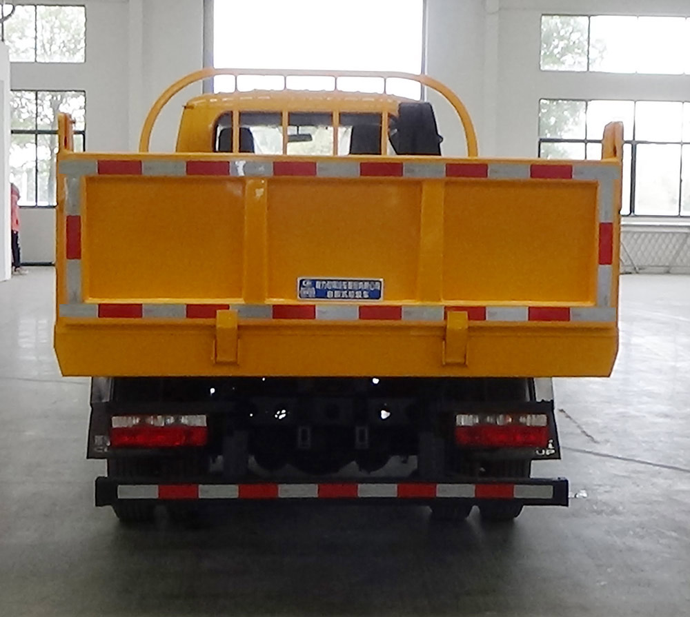 程力威牌CLW5070ZLJBZW自卸式垃圾車公告圖片