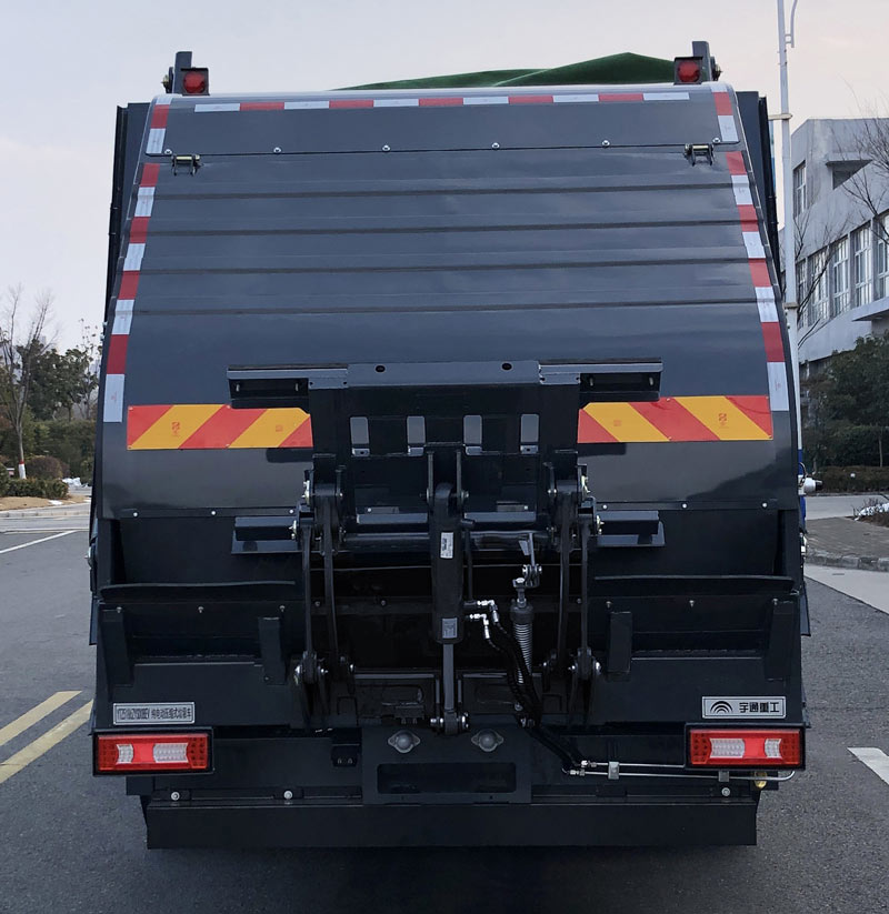 宇通牌YTZ5187ZYSD0BEV純電動壓縮式垃圾車公告圖片