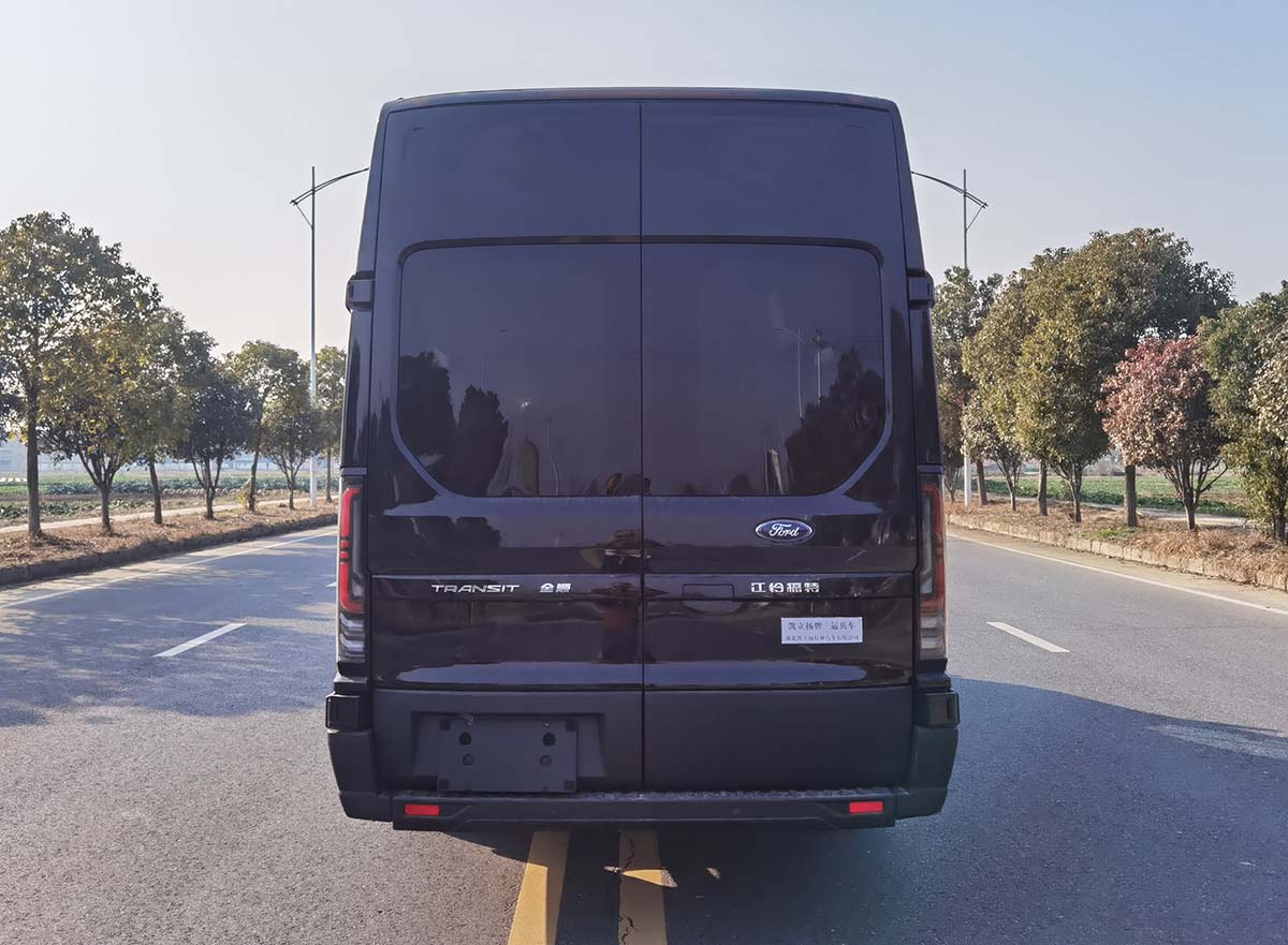 凱立揚(yáng)牌KLY5050XYB6運(yùn)兵車公告圖片