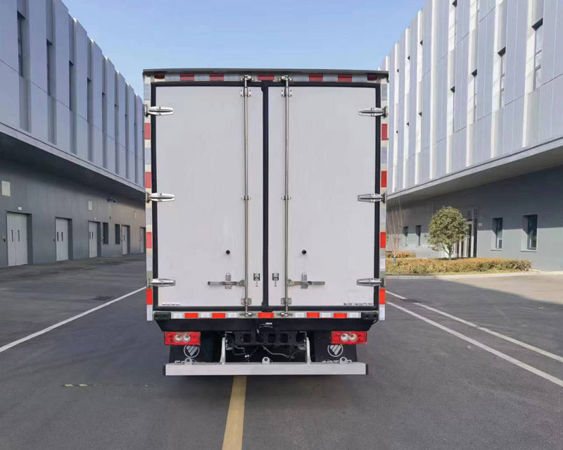 福田牌BJ5044XLC8JBA-57冷藏車公告圖片