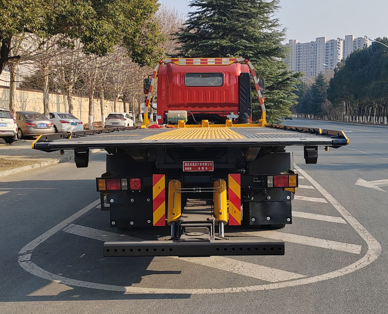 布隆牌LLL5180TQZZ6清障車公告圖片