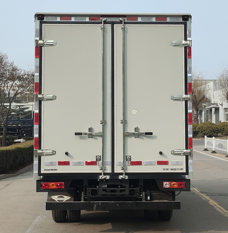 福田牌BJ5035XXY4JC6-30廂式運(yùn)輸車公告圖片