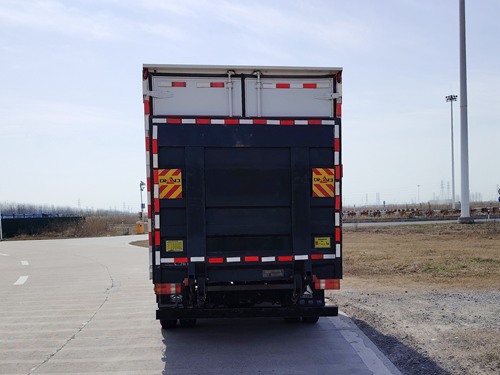 豪曼牌ZZ5048XXYG17FPHEV0插電式混合動力廂式運(yùn)輸車公告圖片