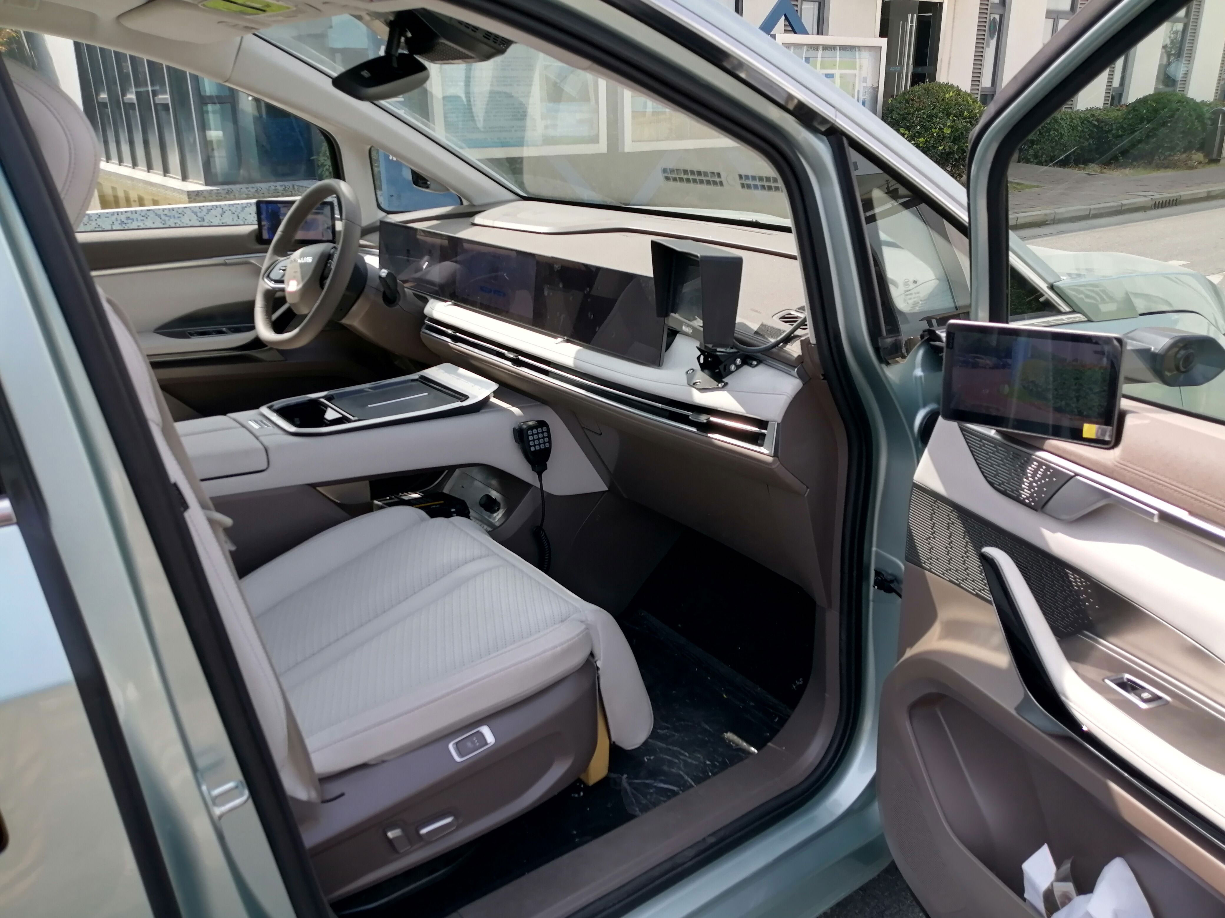 申馳牌SQL5030TXUN1BEV純電動巡邏車公告圖片