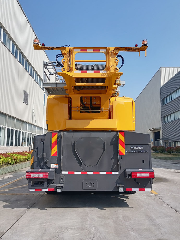 徐工牌XZJ5550JQZ200G8全地面起重機(jī)公告圖片