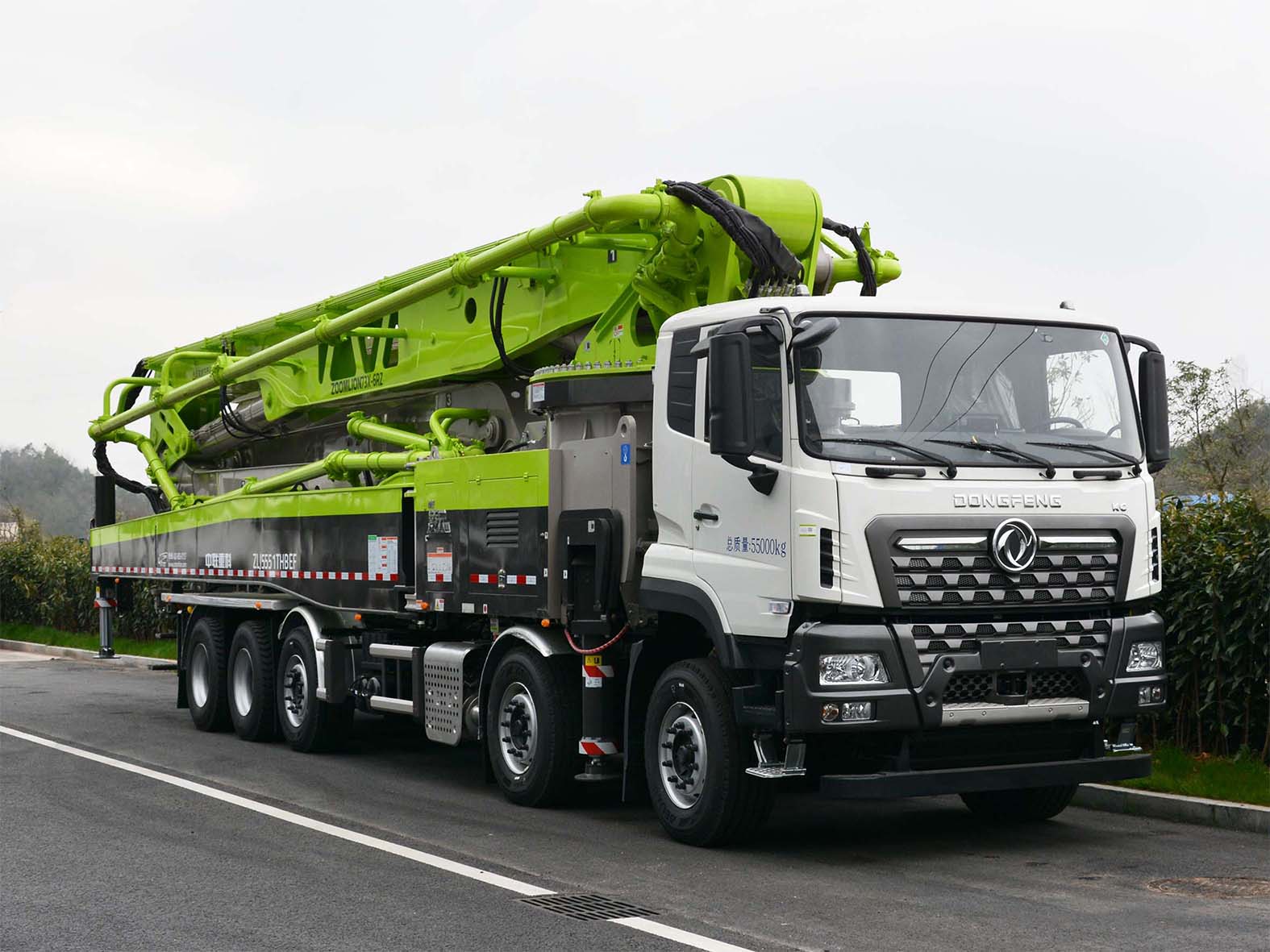 中聯(lián)牌ZLJ5551THBEF混凝土泵車公告圖片