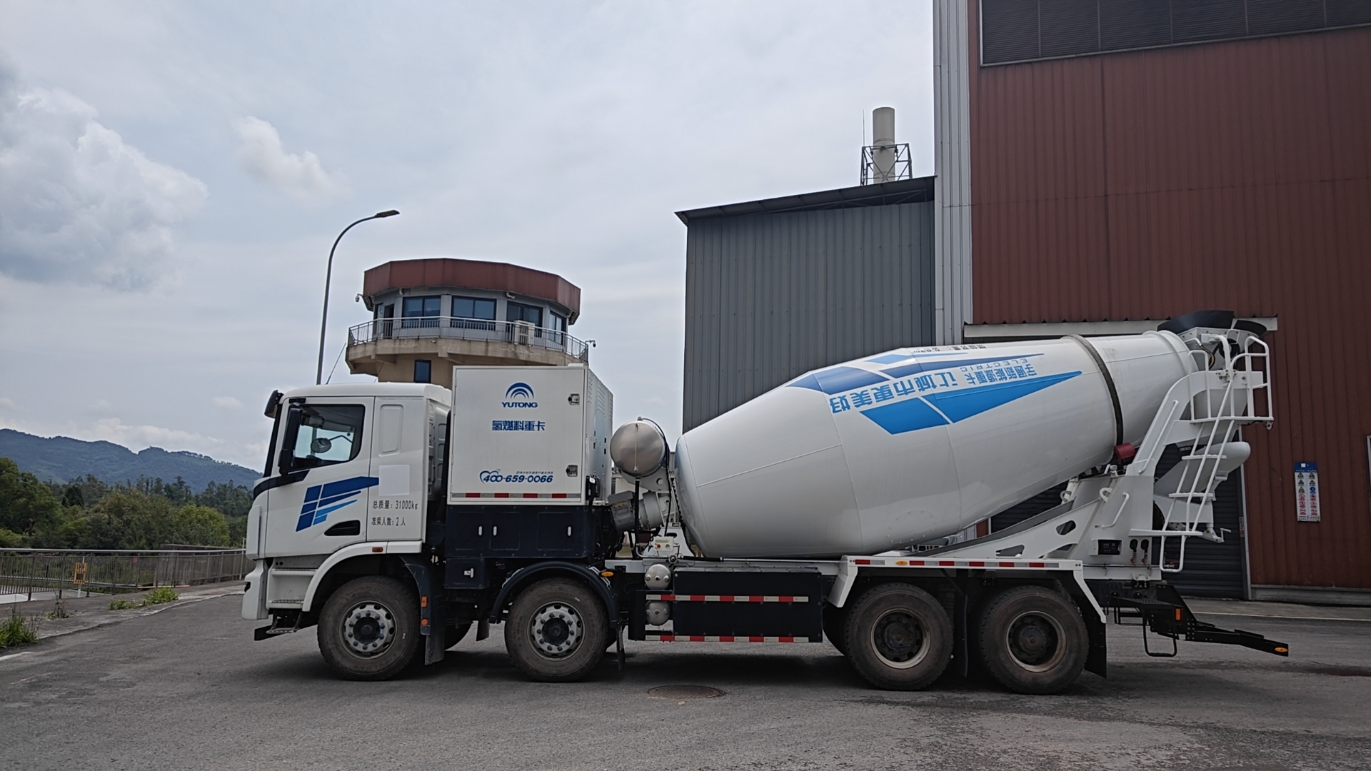 宇通牌ZKH5311GJBP6FCEV8燃料電池混凝土攪拌運(yùn)輸車公告圖片