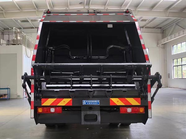 程力威牌CLW5180ZYSAHJ壓縮式垃圾車公告圖片