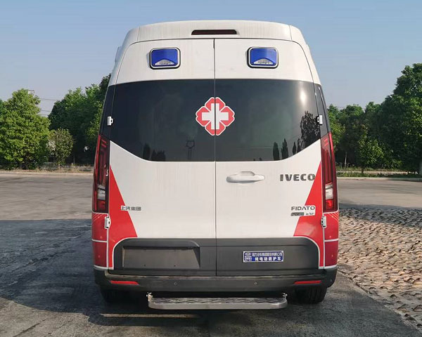 程力牌CL5030XJHBEV純電動(dòng)救護(hù)車(chē)公告圖片