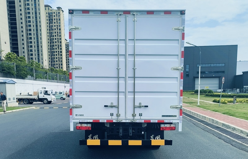 東風(fēng)牌DFA5070XXYEBEV1純電動(dòng)廂式運(yùn)輸車公告圖片