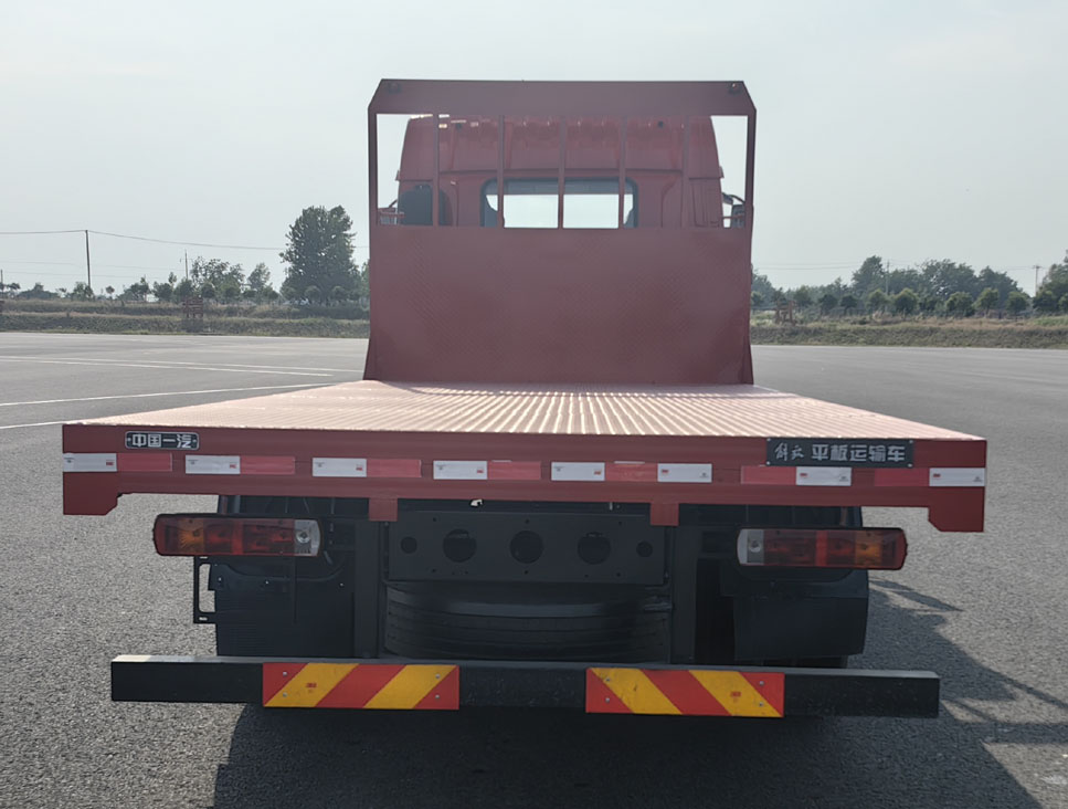 解放牌CA5180TPBP28K62L4E6A80平板運輸車公告圖片